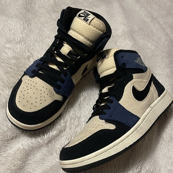 Air Jordan 1 Zoom CMFT 2 Shoe - Picture 8 of 15